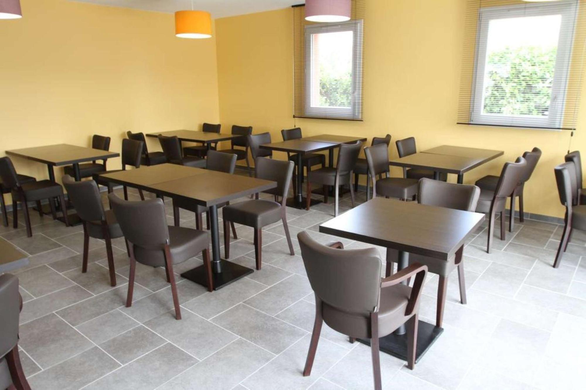 Brit Hotel Confort Villeneuve Sur Lot Bias  外观 照片
