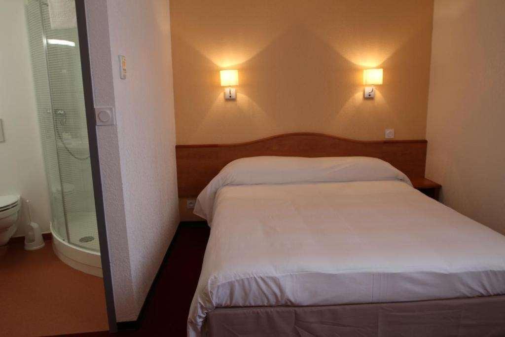 Brit Hotel Confort Villeneuve Sur Lot Bias  客房 照片